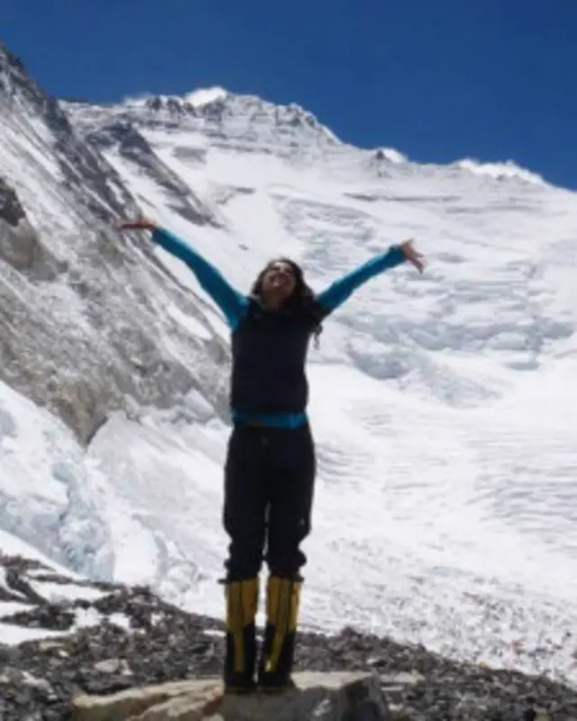 सऊदी अरब, राहा मोहर्रक, माउंट एवरेस्ट, अफ्रीका, पर्वत, महिला, अधिकार, समाज