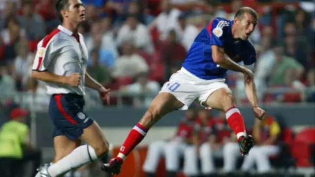 兰帕德（左）与齐达内