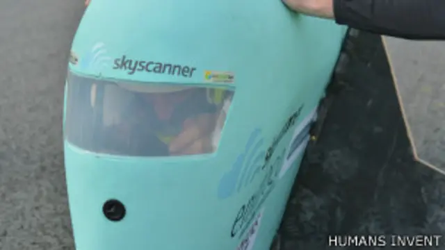 Obree en su bicicleta