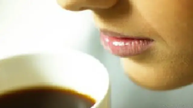 يقول خبراء إنه لا توجد ادلة كافية للتوصية باحتساء القهوة للوقاية من المرض