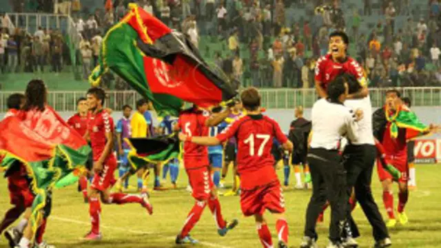 افغانستان کی جانب سے دوسرے گول کے بعد بھارتی ٹیم نے کئی حملے کیے لیکن گول کرنے میں ناکام رہی