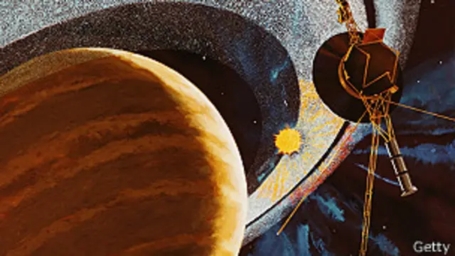 Lanzado en 1977, el Voyager fue diseñado originalmente como una misión de cuatro años para explorar Saturno. 