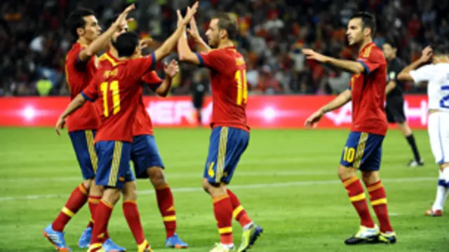 ما زال الاسبان يتصدرون التصنيف العالمي