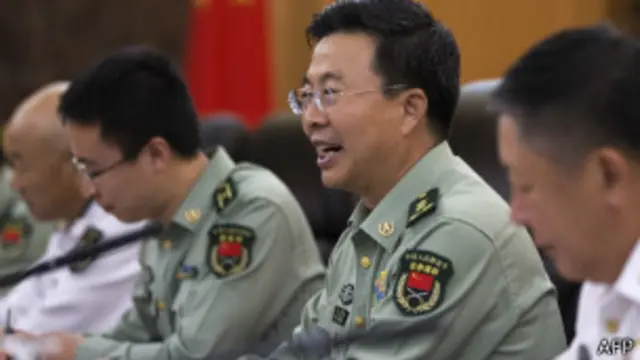 中国解放军副总参谋长王冠中