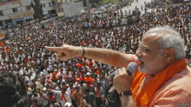 ښاغلی موډي په تېر جون کې غوره شو چې د راتلونکي کال لپاره د بي جې پي ټاکنيزې مبارزې مشري وکړي