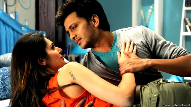 فلم سیکس کامیڈی کے زمرے میں رکھی گئی ہے