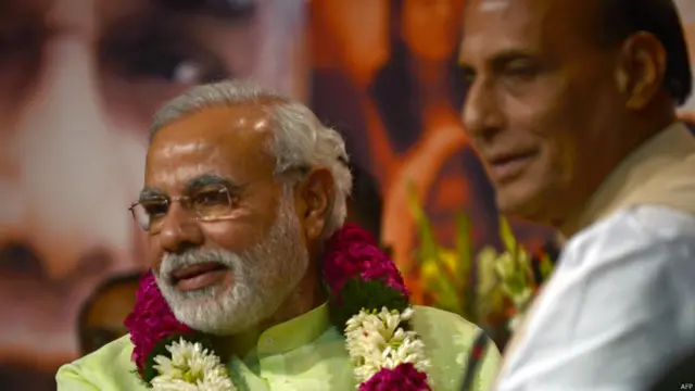 नरेंद्र मोदी