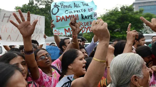 16 دسمبر کے واقعے کی شکار لڑکی کا کسی نے دامنی نام دیا تو کسی نے نربھیا کہا لیکن اس کے بعد بھارت میں ریپ کے متعلق سخت قوانین بنائے گئے
