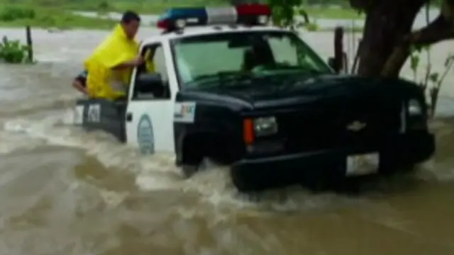 يعتبر إعصار أنغريد ثاني أكبر إعصار يضرب المكسيك خلال موسم الأعاصير
