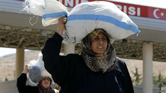 refugiados sirios entran a Turquía
