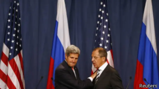 Jhon Kerry y Sergey Lavrov