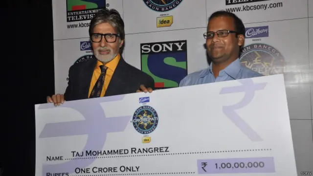 امیتابھ بچن سے کے بی سی کے شو کی مقبولیت میں اضافہ ہوا اور اس میں لوگوں کی زندگی کی کہانیاں شامل کی گئيں