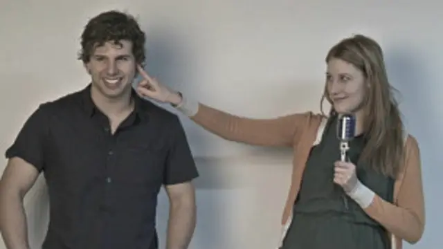 Demonstração do dispositivo da Disney (BBC)