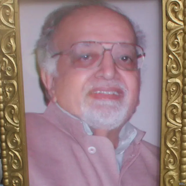 مادھوری ڈکشت کے والد شنکر آر ڈکشت کی تصویر