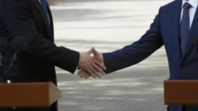 قزاقستان اوس مهال له افغانستان سره په کال کې ٢٠٠ ميلیونه ډالره سوداګريزه راکړه ورکړه لري.