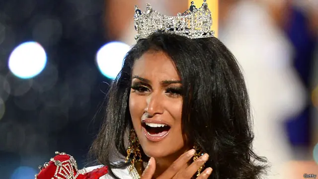 मिस अमरीका नीना दावुलूरी