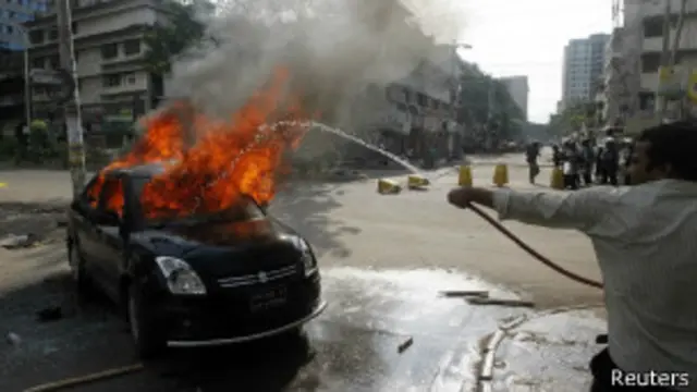 وقعت اشتباكات بين المحتجين ورجال الشرطة