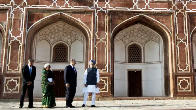 یہ مقبرہ مغل بادشاہ ہمایوں کی موت کے چھ سال بعد سنہ 1565 میں تعمیر کیا گیا تھا 