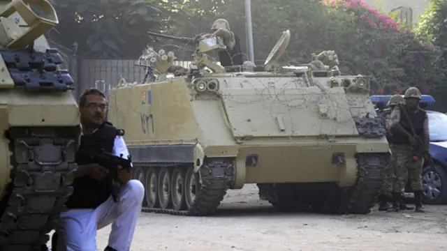 تعتبر السلطات بلدة "كرداسة" أحد معاقل الإسلاميين مؤيدي الرئيس المعزول مرسي في القاهرة الكبرى. ونفذت عمليات أمنية كبيرة فيها.