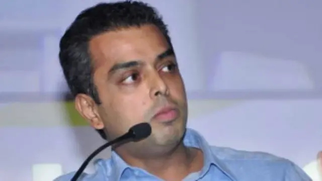 केन्द्रीय संचार राज्य मंत्री मिलिंद देवड़ा ने कैबिनेट अध्यादेश की आलोचना की है.