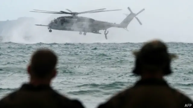 美国和菲律宾士兵在南中国海演习（20/09/2013）