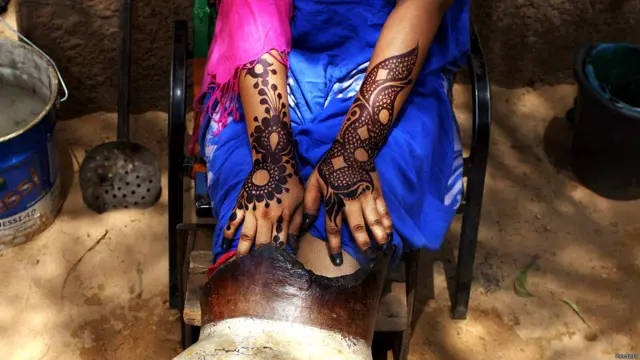 हिना आर्टिस्ट, नियामे, नाइजर, टैटू