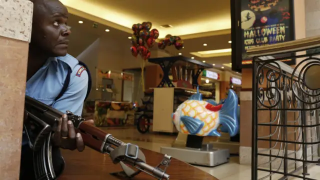 कीनिया, गोलीबारी