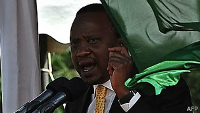 اوهورو کنیاتا رئیس جمهوری کنیا پایان گروگان گیری را اعلام کرد