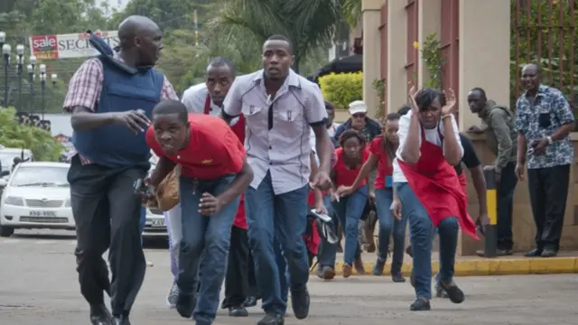 سنیچر کو نیروبی کے ویسٹ گیٹ سنٹر کو مسلح حملہ آوروں نے سنیچر کی دوپہر نشانہ بنایا