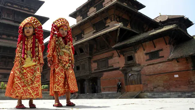 कुमारी पूजा, काठमांडू, नेपाल, बच्चियां