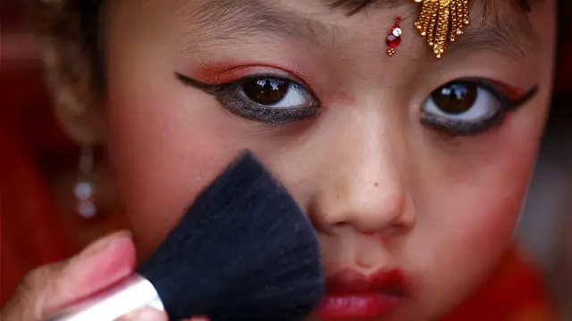 कुमारी पूजा, काठमांडू, नेपाल, बच्चियां