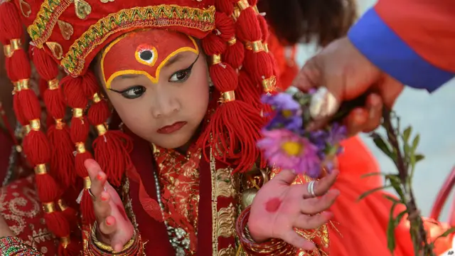 कुमारी पूजा, काठमांडू, नेपाल, बच्चियां