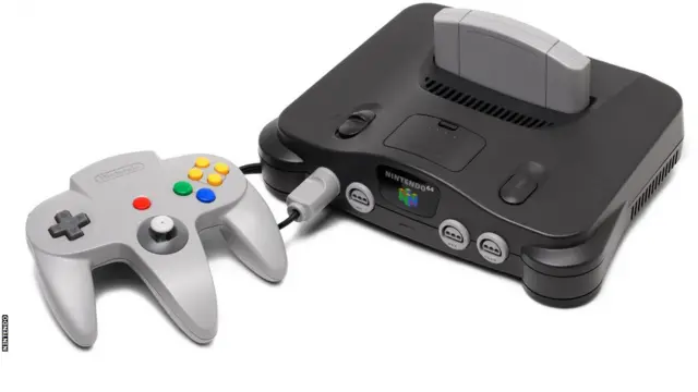 N64 کنسول دیگر نینتندو بود که در آن سوپر ماریو به اوج رسید. نینتندو با این دستگاه توانست Sega، رقیب قدیمی خود را از میدان به در کند.
