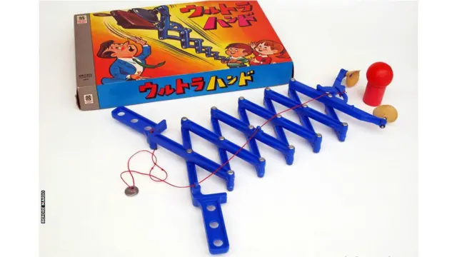 از سال ۱۹۶۳ نینتندو تولید اسباب‌بازی‌های خلاقانه را هم به محصولات دیگر خود اضافه کرد.