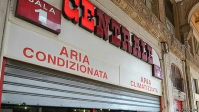 इटली के जिनोआ शहर का सेंट्राले सिनेमा हॉल