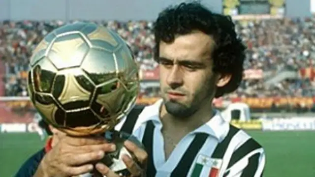 میشل پلاتینی، در سال ۱۹۸۵ برنده توپ طلایی فوتبال برای بهترین بازیکن فوتبال در جهان شد. 