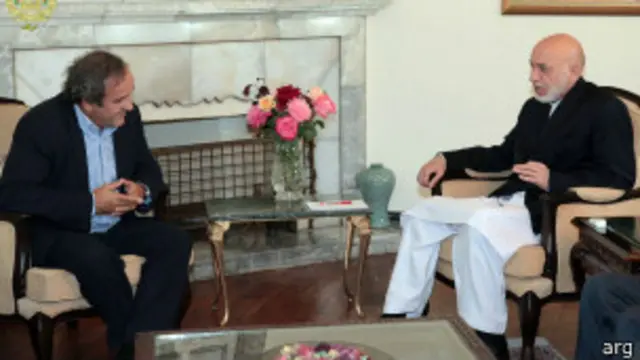 میشل پلاتینی در کاخ ریاست جمهوری افغانستان در کابل