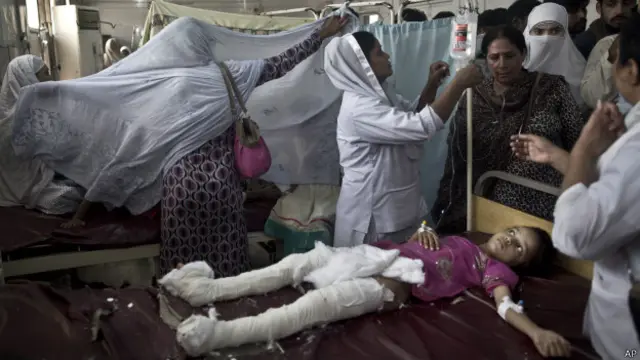 पाकिस्तानः पेशावर बम विस्फोट