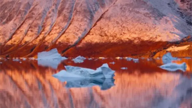 துருவப் பனிப் படலம் உருகுவதால் கடல் மட்டம் அதிகரிக்கிறது