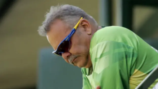 مصباح الحق سوچ سمجھ کر فیصلہ کرنے والے کپتان ہیں