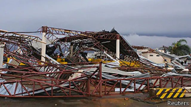 Tornado en Taquarituba, Brasil.