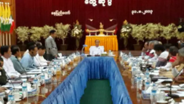 သြဂုတ်လကုန်က သမ္မတ ဦးသိန်းစိန်နဲ့ တိုင်းရင်းသား လက်နက်ကိုင် အဖွဲ့တွေ တွေ့ဆုံခဲ့ကြ