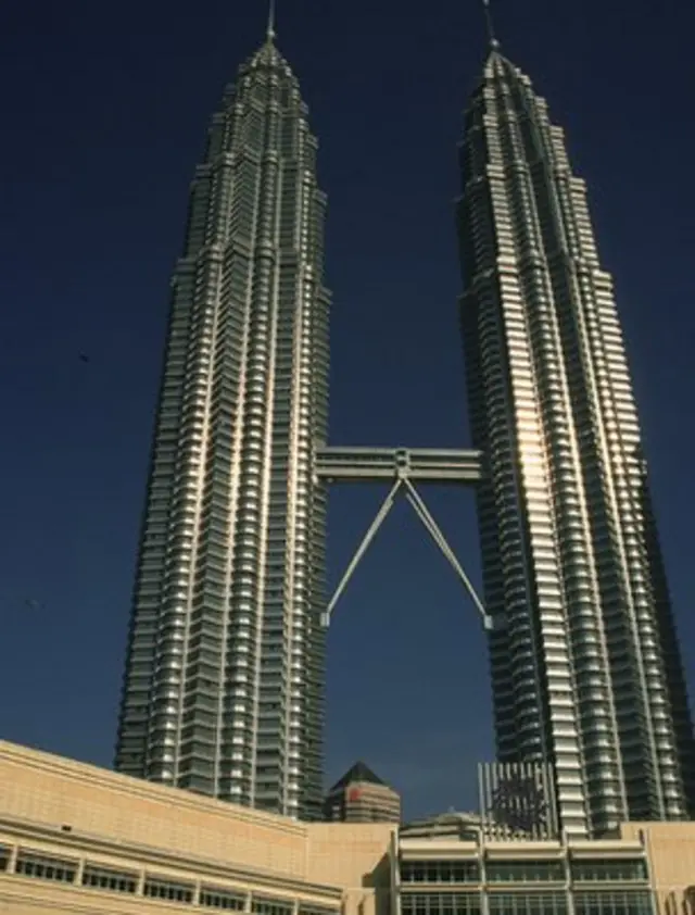 تشارك ماليزيا في تنظيم المؤتمر