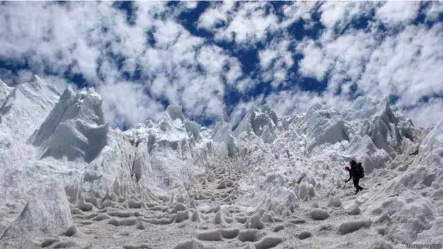 Campo de penitentes en Pico Polaco, Argentina