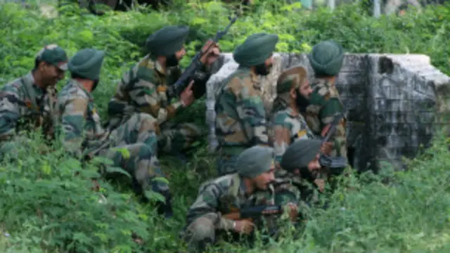 بھارتی فوج کے مطابق کارروائی میں مسلح تنظیم حزب المجاہدین کے ارکان کو ہلاک کیا گیا