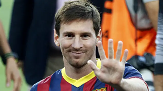 چار بار فیفا کے سال کے بہترین فٹ بال کھلاڑی کا اعزاز جیتنے والے لیونل میسی کے منگل کو ٹیسٹ کیے جائیں گے