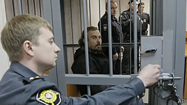 Aktivis Greenpeace di tahanan