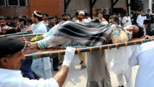 گزشتہ برس بھی گل بیلہ کے علاقے میں سرکاری ملازمین کی بس کو نشانہ بنایا گیا تھا