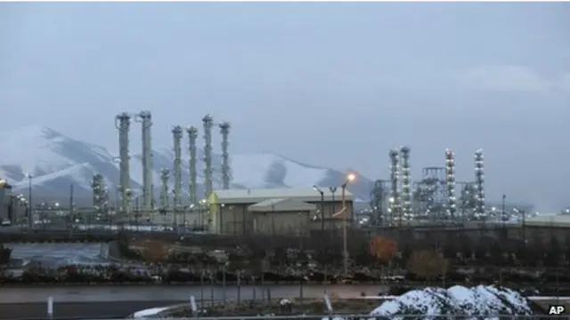 مخالفت غربی‌ها با برنامه هسته‌ای ایران به وضع تحریم‌هایی سخت علیه ایران منجر شده