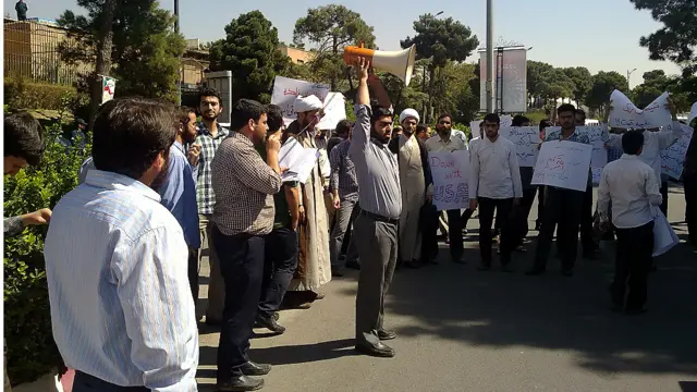 عکس از احسان